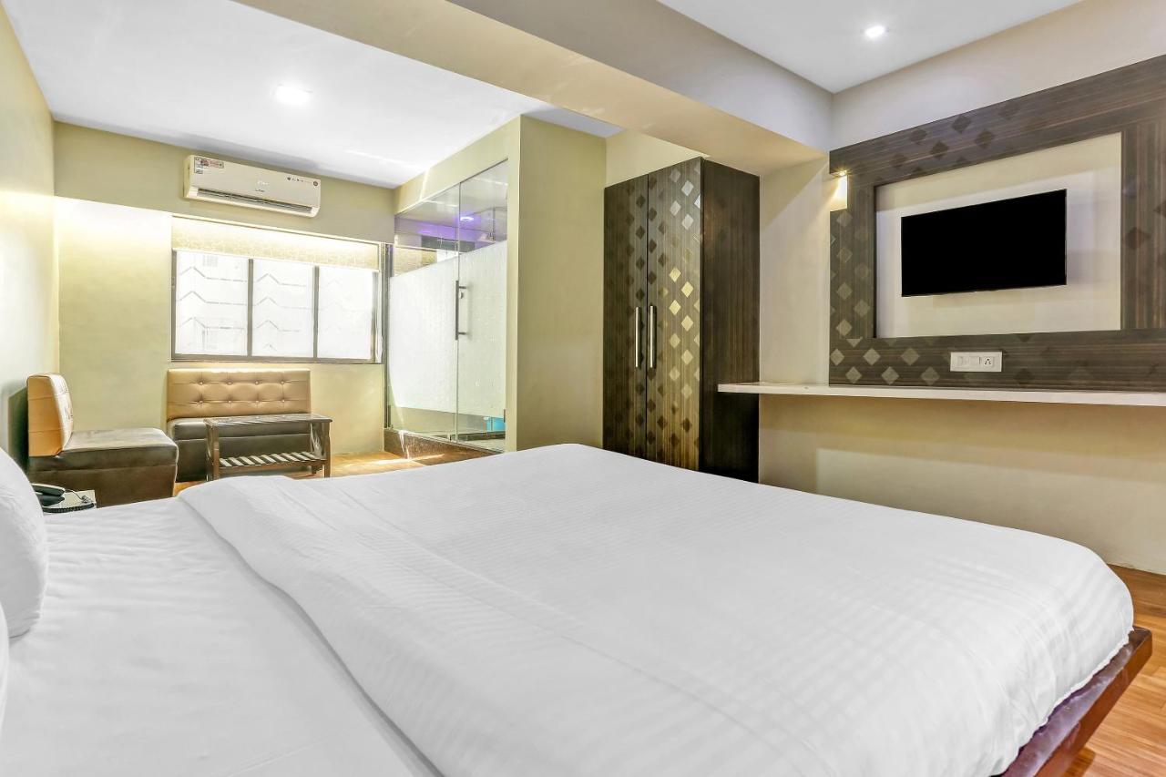 Oyo Flagship 83396 Hotel Vinyasa Residency Mumbai Ngoại thất bức ảnh