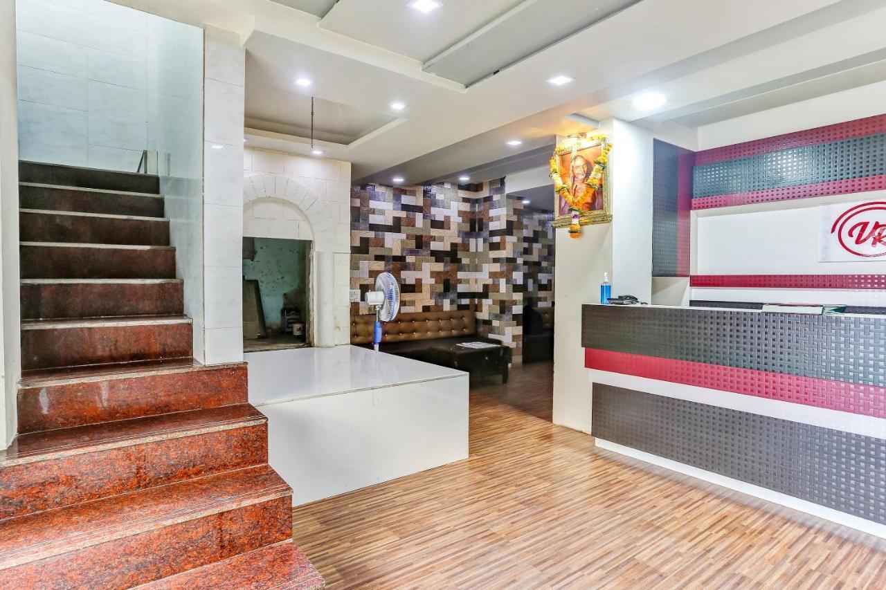 Oyo Flagship 83396 Hotel Vinyasa Residency Mumbai Ngoại thất bức ảnh